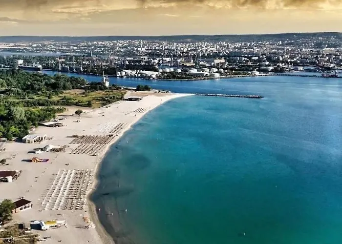 Apartament Coral Bay - Beachfront With Free Parking