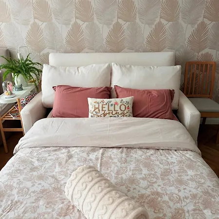 Apartment Coral Bay - Beachfront With Free Parking Varna